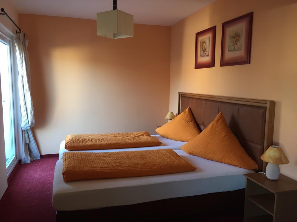 Haus Der Gastlichkeit Hotel Ratingen Cameră foto